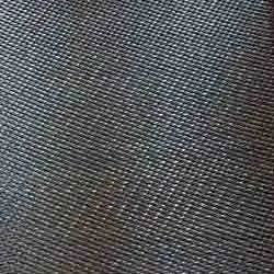 Satin Weave: Why It Looks Glossy